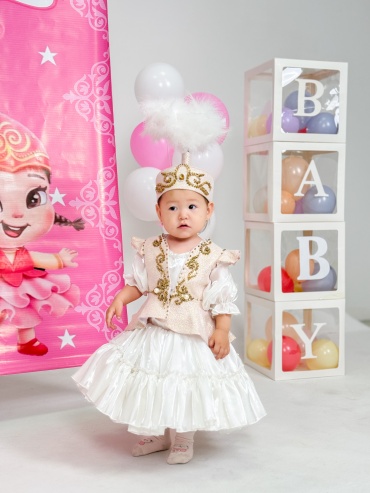 Национальный костюм Balgyn Amirkhan Couture бежевый