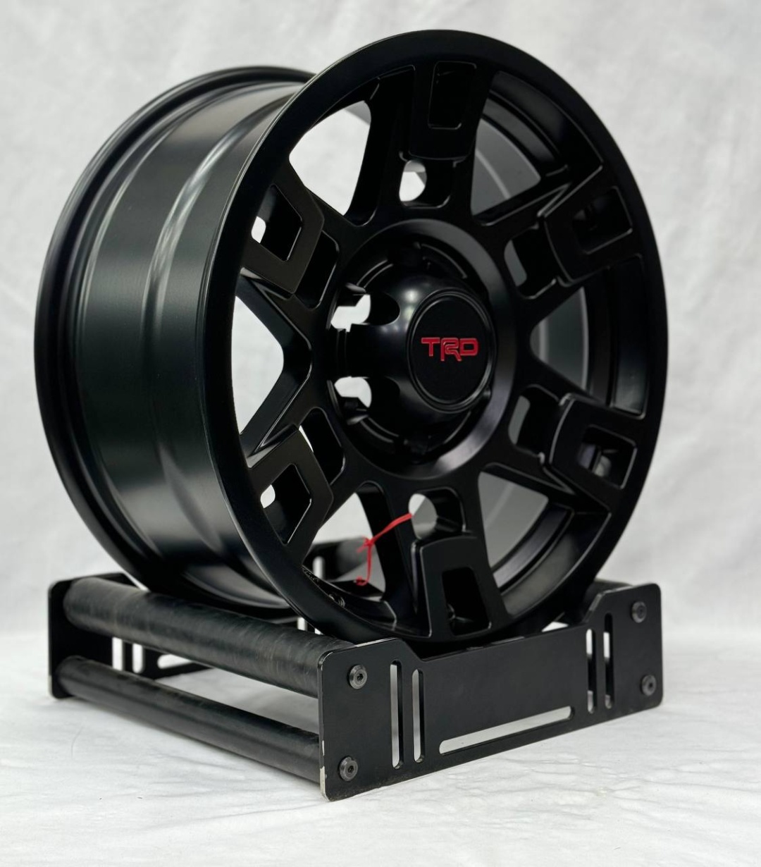 Wheels 76082 8x17/6x139.7 D106.2 ET0 4 диска черный