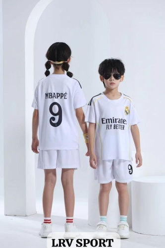 Комплект Mbappe белый 110-116