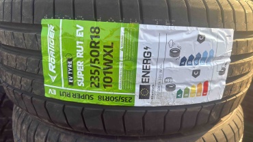Roatiger SUPER RU1 EV 235/50 R18 101 W без шипов