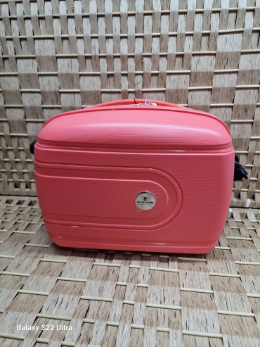 Кейс-пилот Pierre Cardin GU86304W4-14BC полипропилен 17 л коралловый