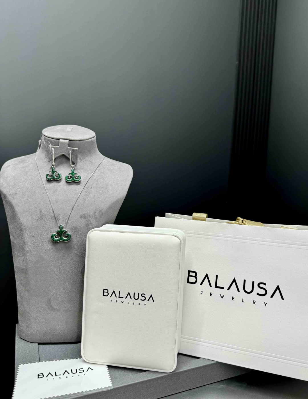 Balausa Jewelry E259(9) K056(9) вес 12.5 г серебро, без вставок