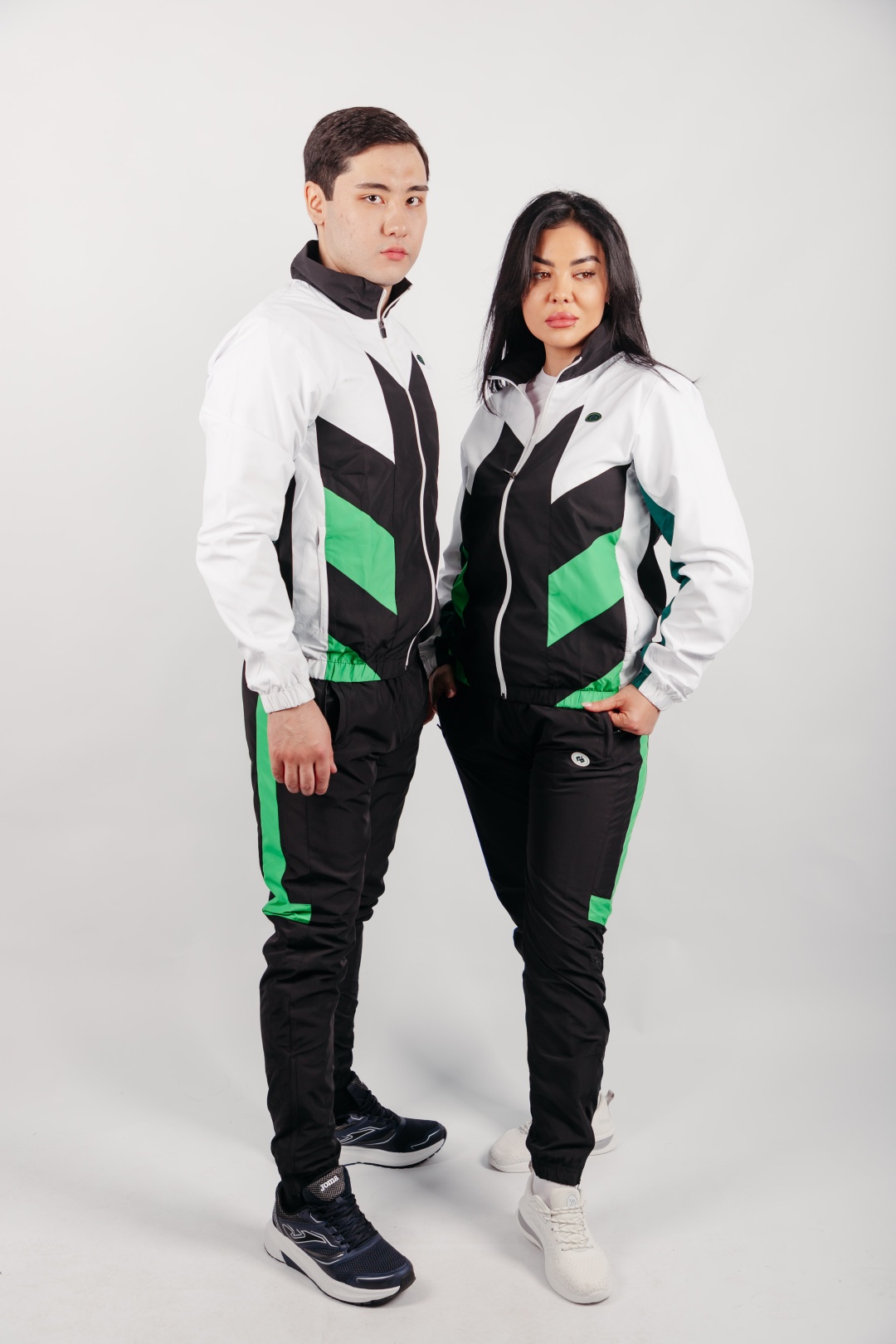 Спортивный костюм CHEMPION черный, белый