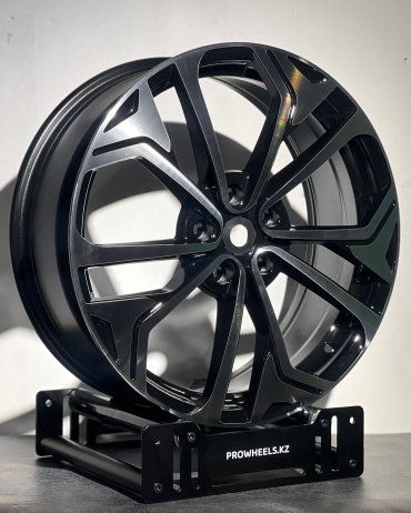 Pro Wheels Pro wheels0004 7.5x19/5x114.3 D67.1 ET50 4 диска черный, серебристый