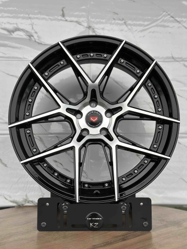 Rainbow Dance YZ950 8.5x20/5x108 D65.1 ET35 4 диска черный, серебристый