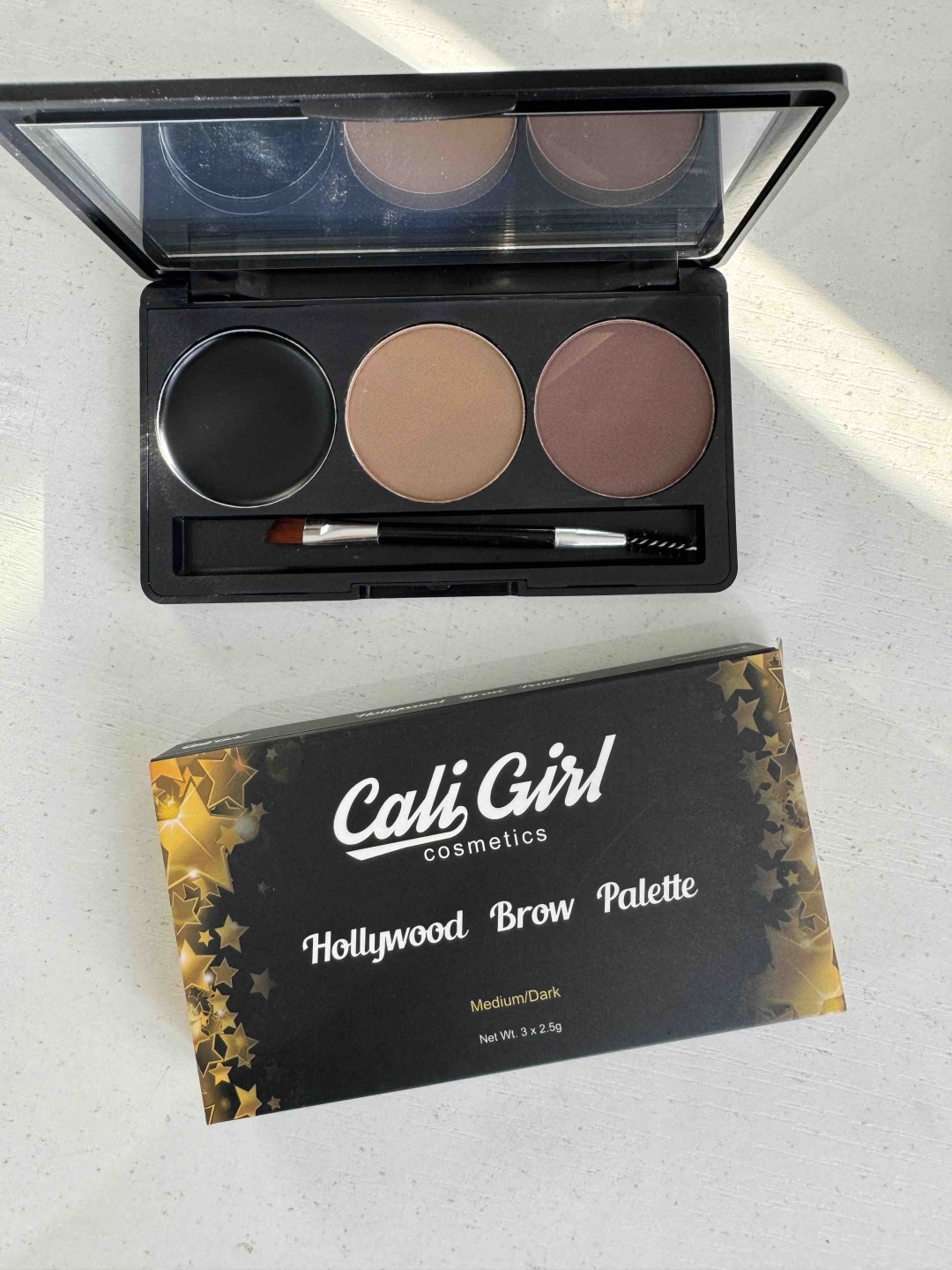 Cali Girl тени Medium Dark для бровей 2.5 мл