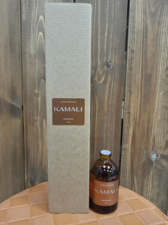 Диффузор с палочками KAMALI ёплые ореховые ноты макадамии, лёгкая сладость, мягкие древесные акценты и нежная кремовая база. 100 мл, фото 2
