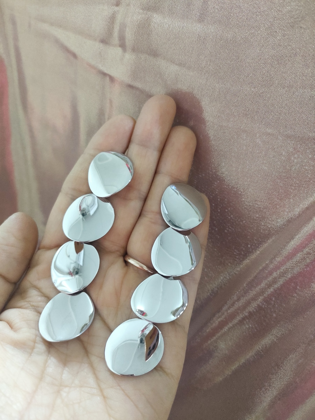 Серьги Selene Jewelry бижутерный сплав, нержавеющая сталь, без вставок