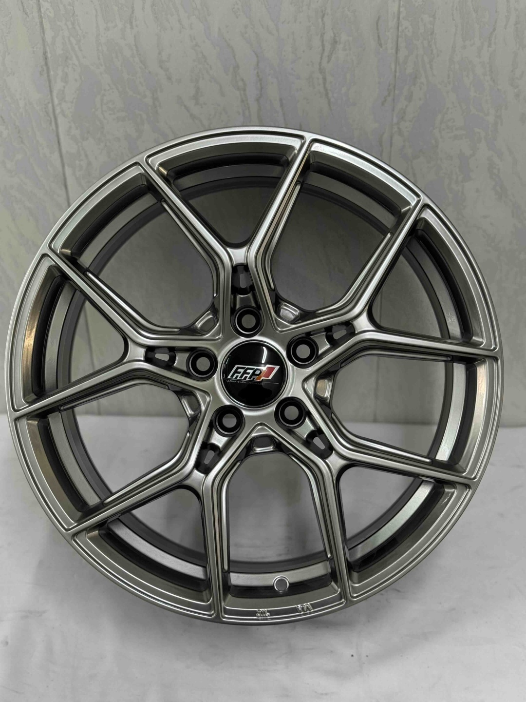 Top Grade 50036 8x18/5x114.3 D67.1 ET35 4 диска серебристый