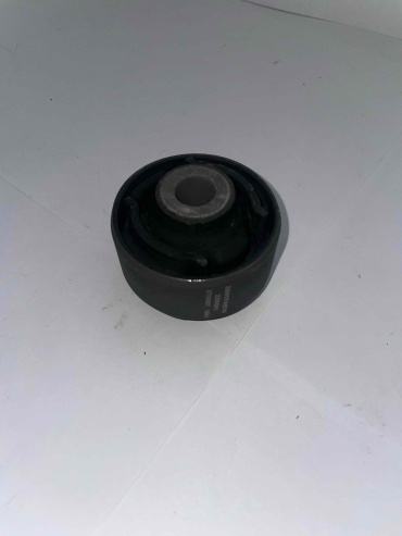 Сайлентблок рычага подвески Z25581