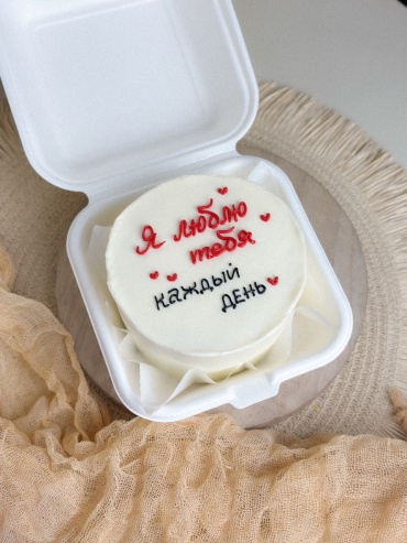 KIKI бенто-торт клубника-банан 450 г