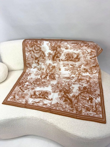 Платок IN&ME style 2373 шелк 90 x 90 см