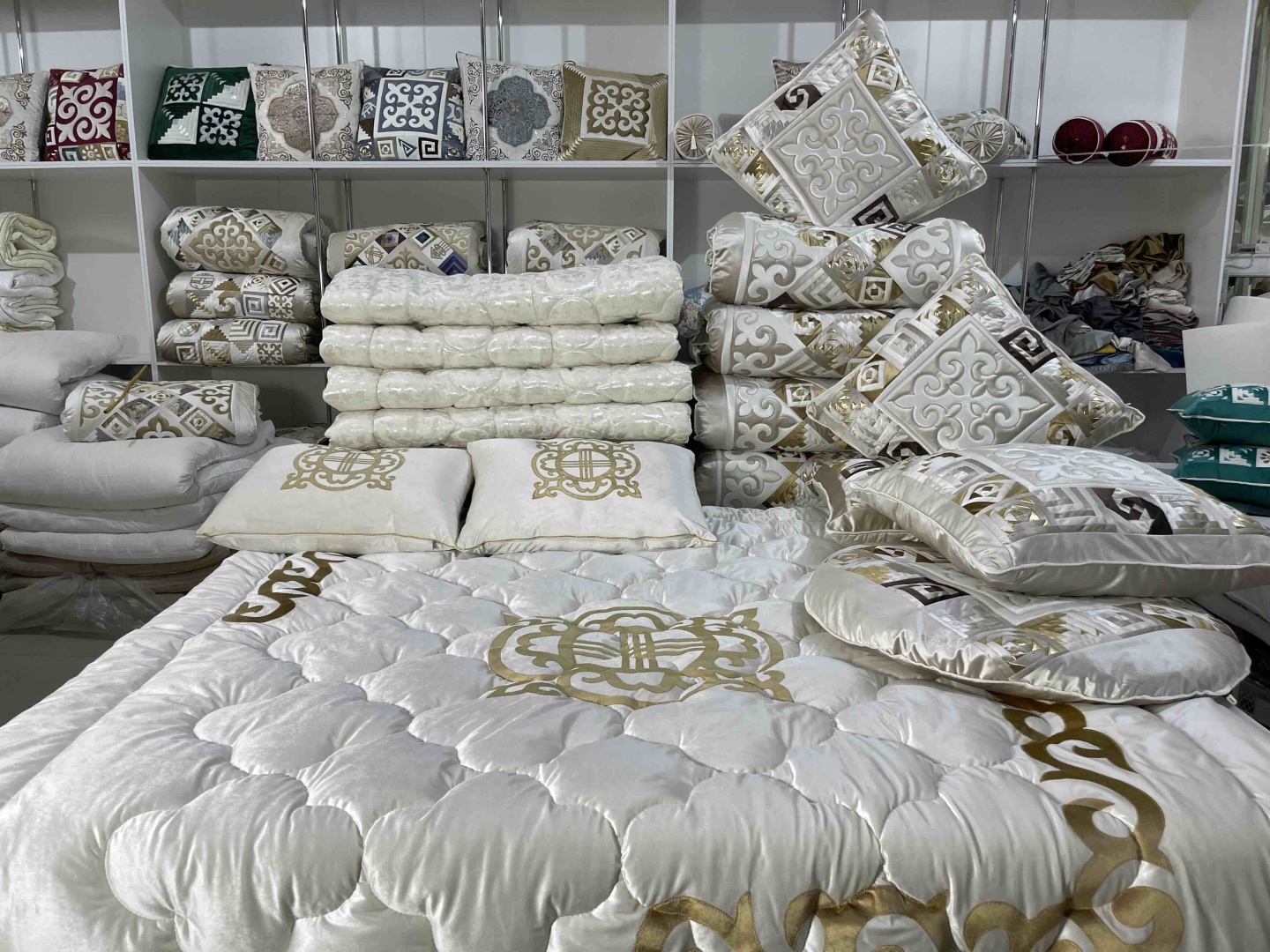 Samruk körpe комплект корпе с подушками 230x80 см, вата, бежевый