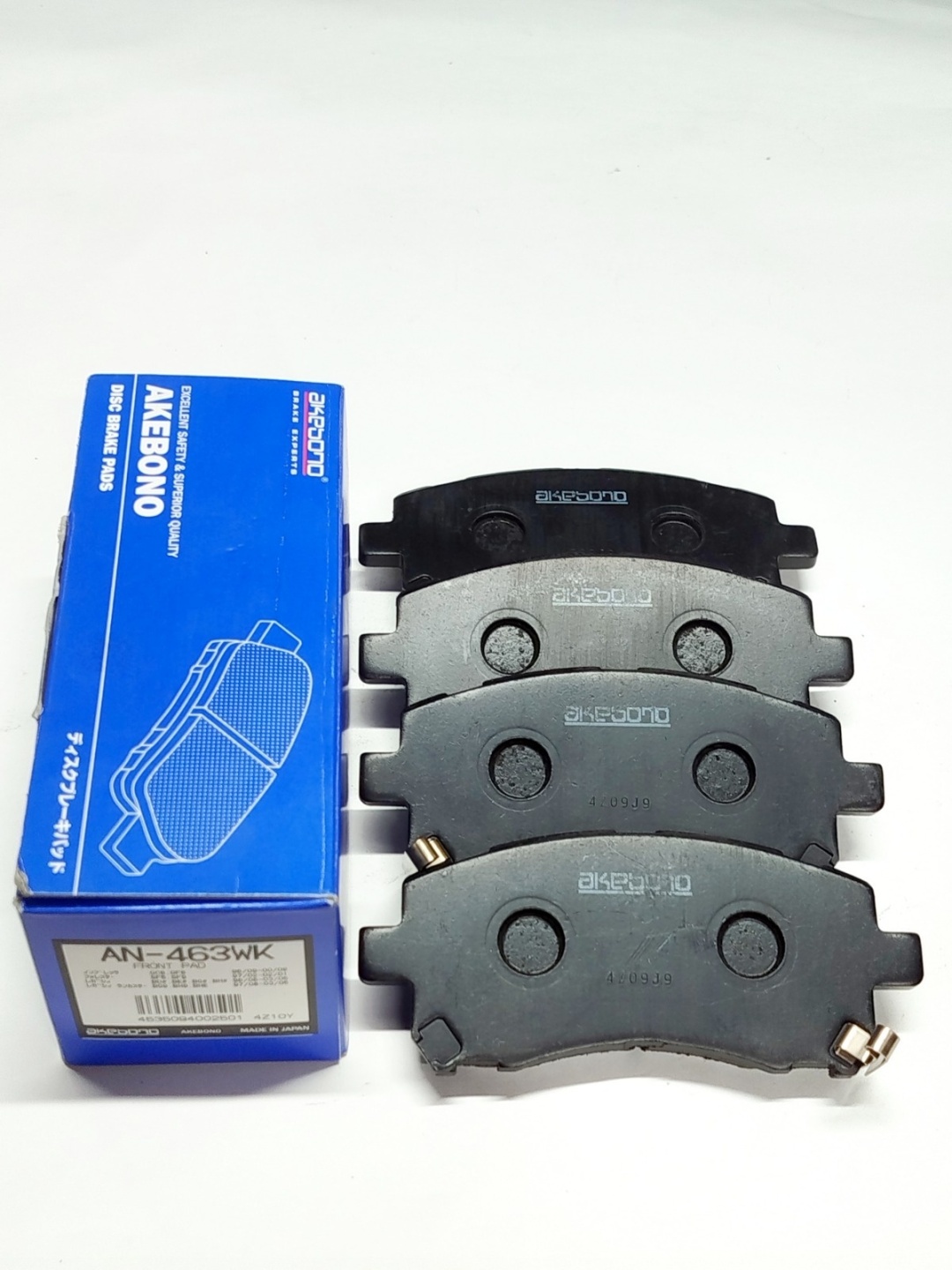 Колодки AKEBONO передние AN463WK