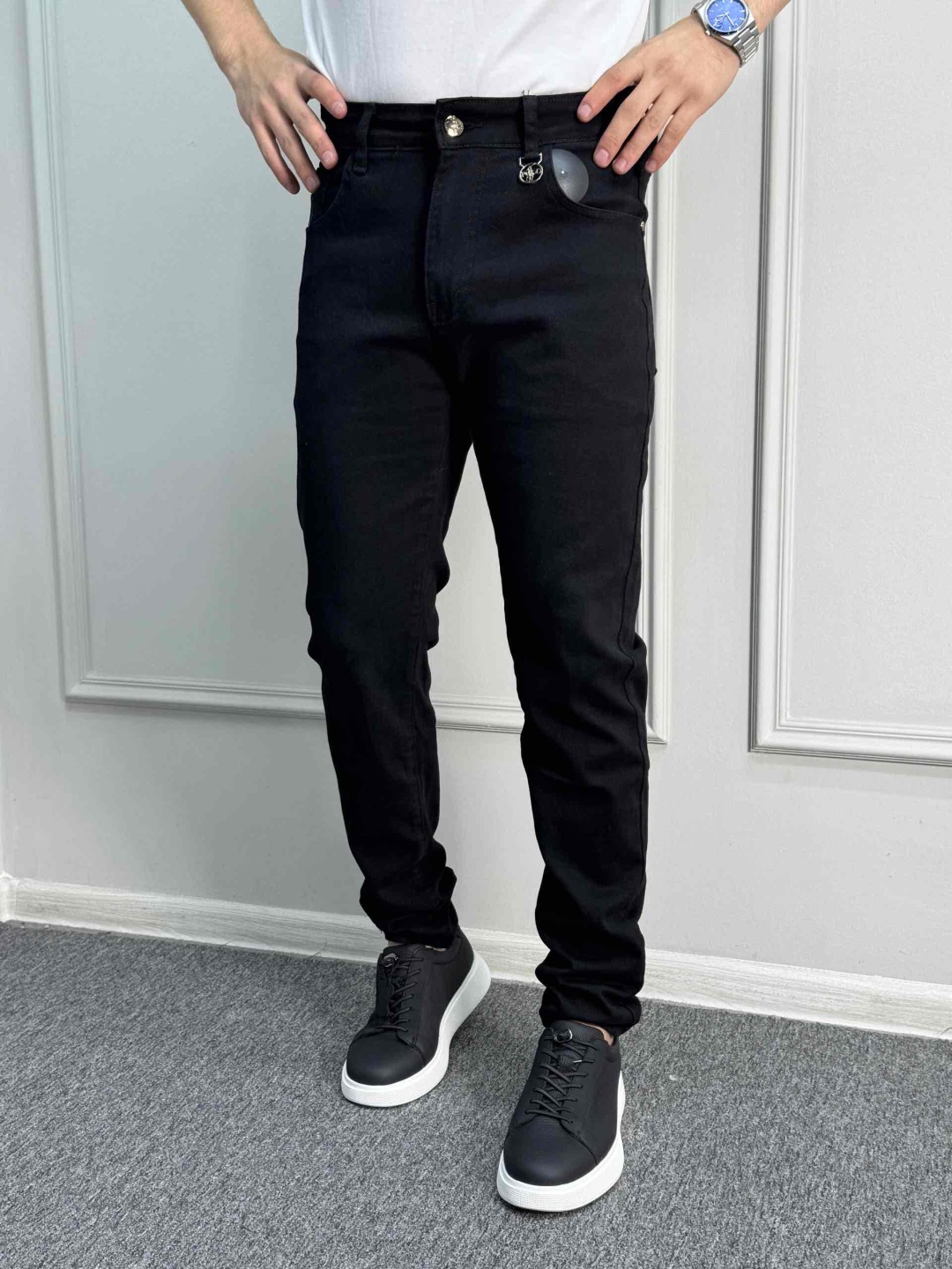 Джинсы зауженные ABAY FASHION черный