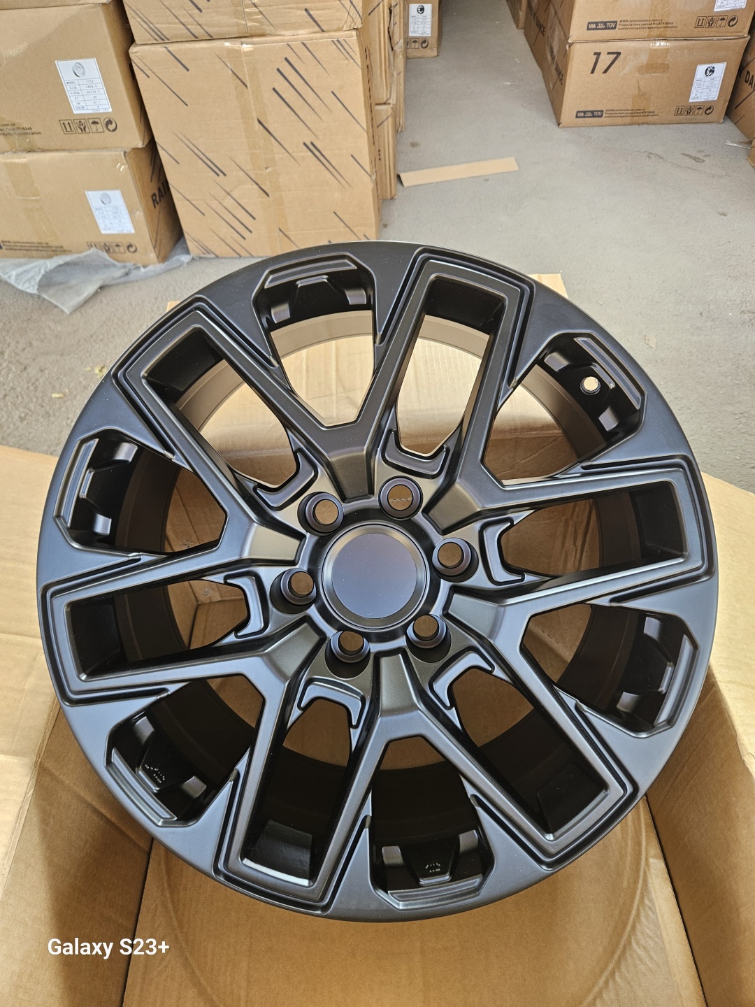 Fonyee 2032 9x20/6x139.7 D95.1 ET40 4 диска черный матовый