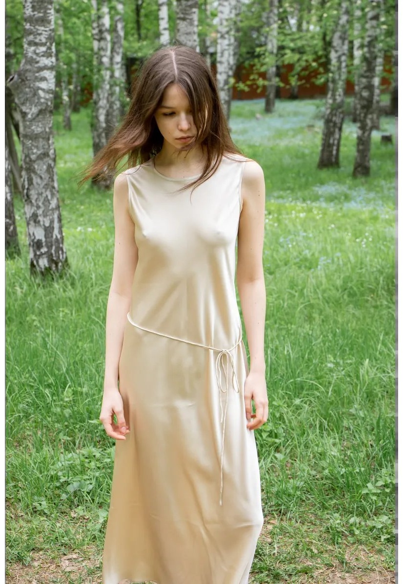 Кожаное платье розовый