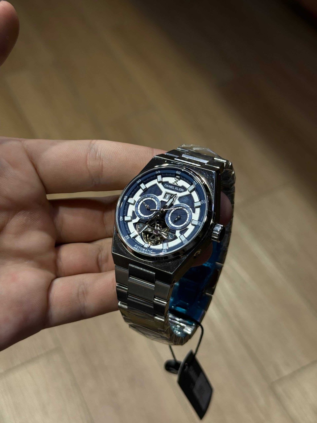 Механические Daniel Klein DK.SAKS2901 нержавеющая сталь