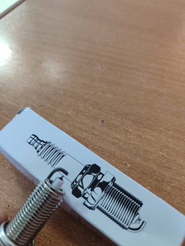 Свеча зажигания OEM 5960.l5