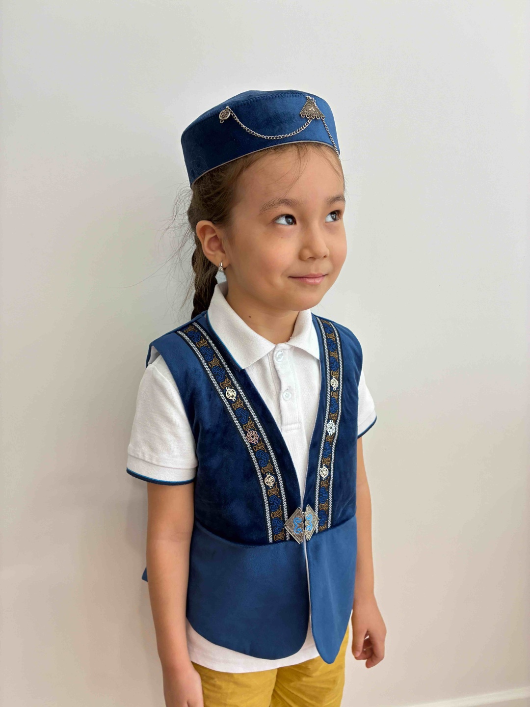 Национальный костюм синий