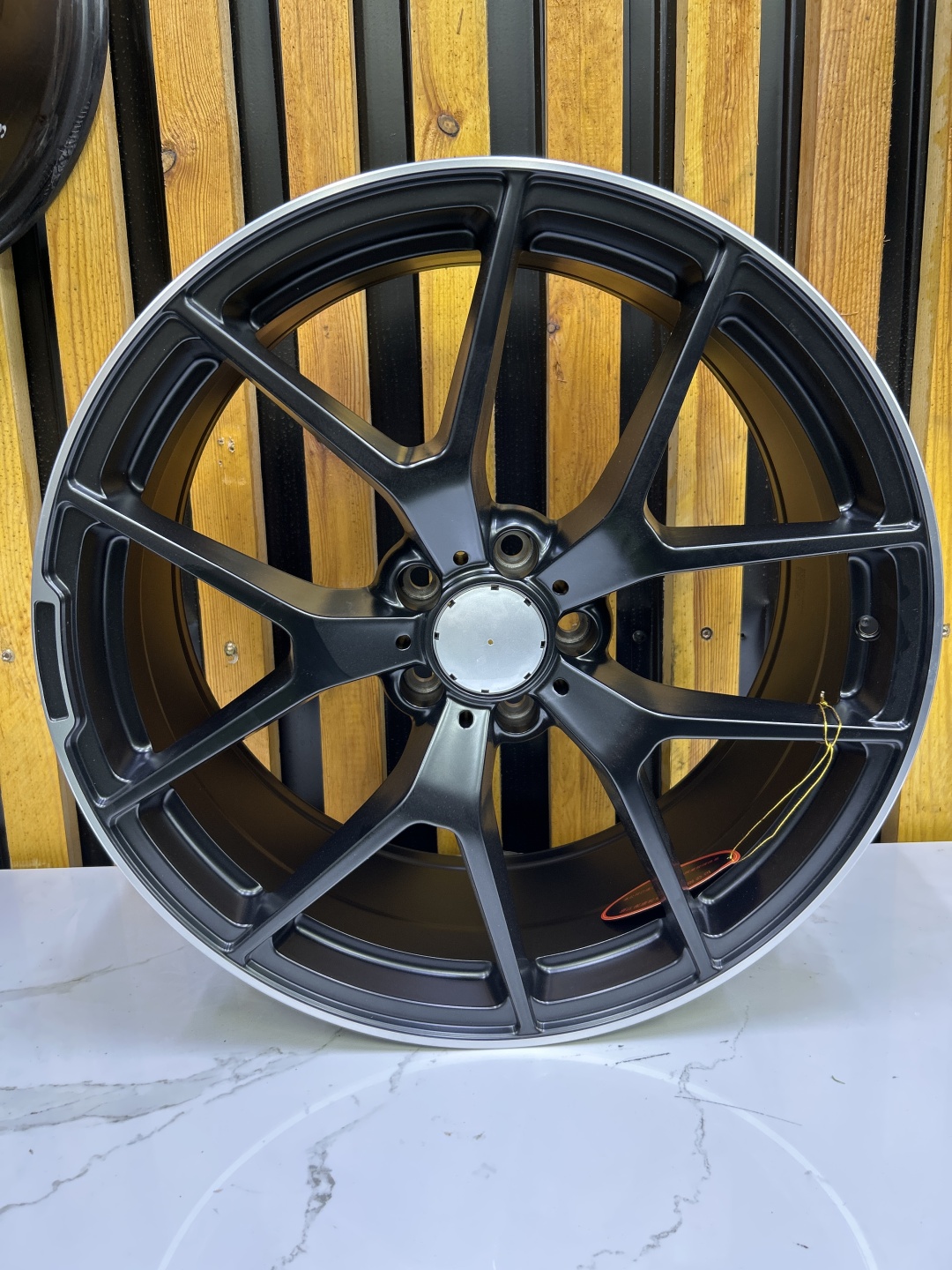 LKN Lkn 8.5/9.5x20/5x112 D66.6 ET35 4 диска черный