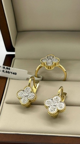 DARI GOLD 737300 вес 8.95 г золото, бриллиант