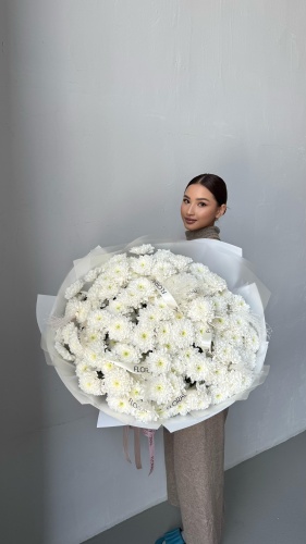 Floral моно-букет в оформлении хризантема 23 шт 50 см