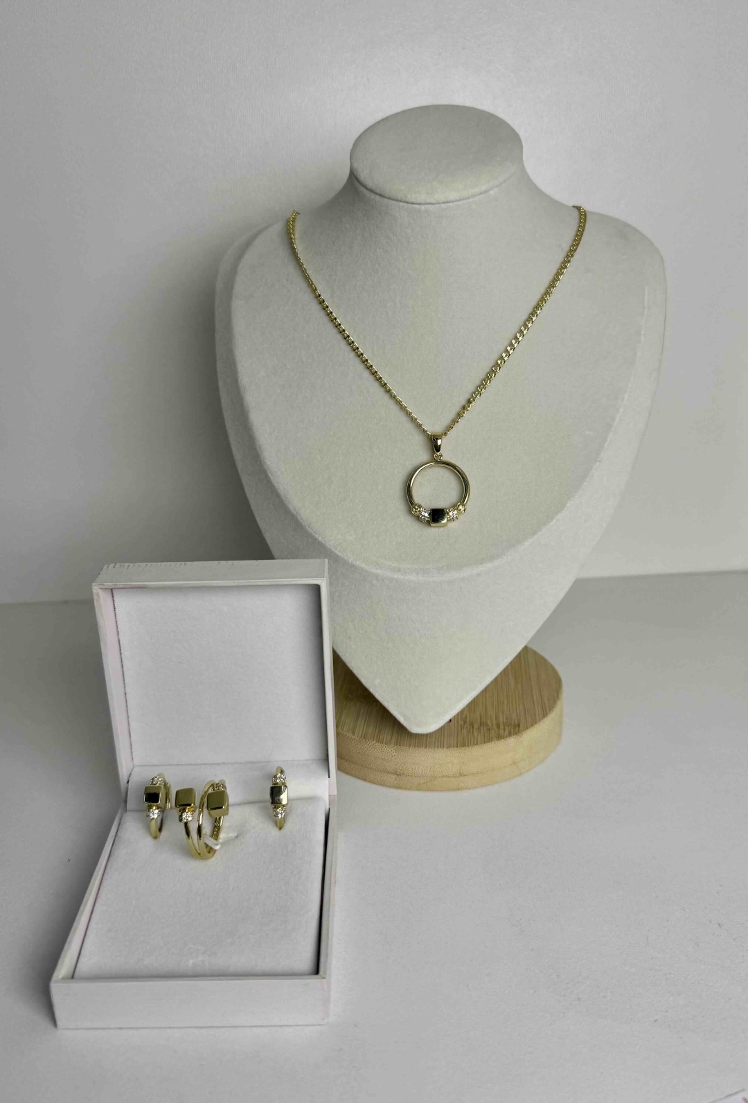 Luxury Jewelry медицинская сталь, фианит