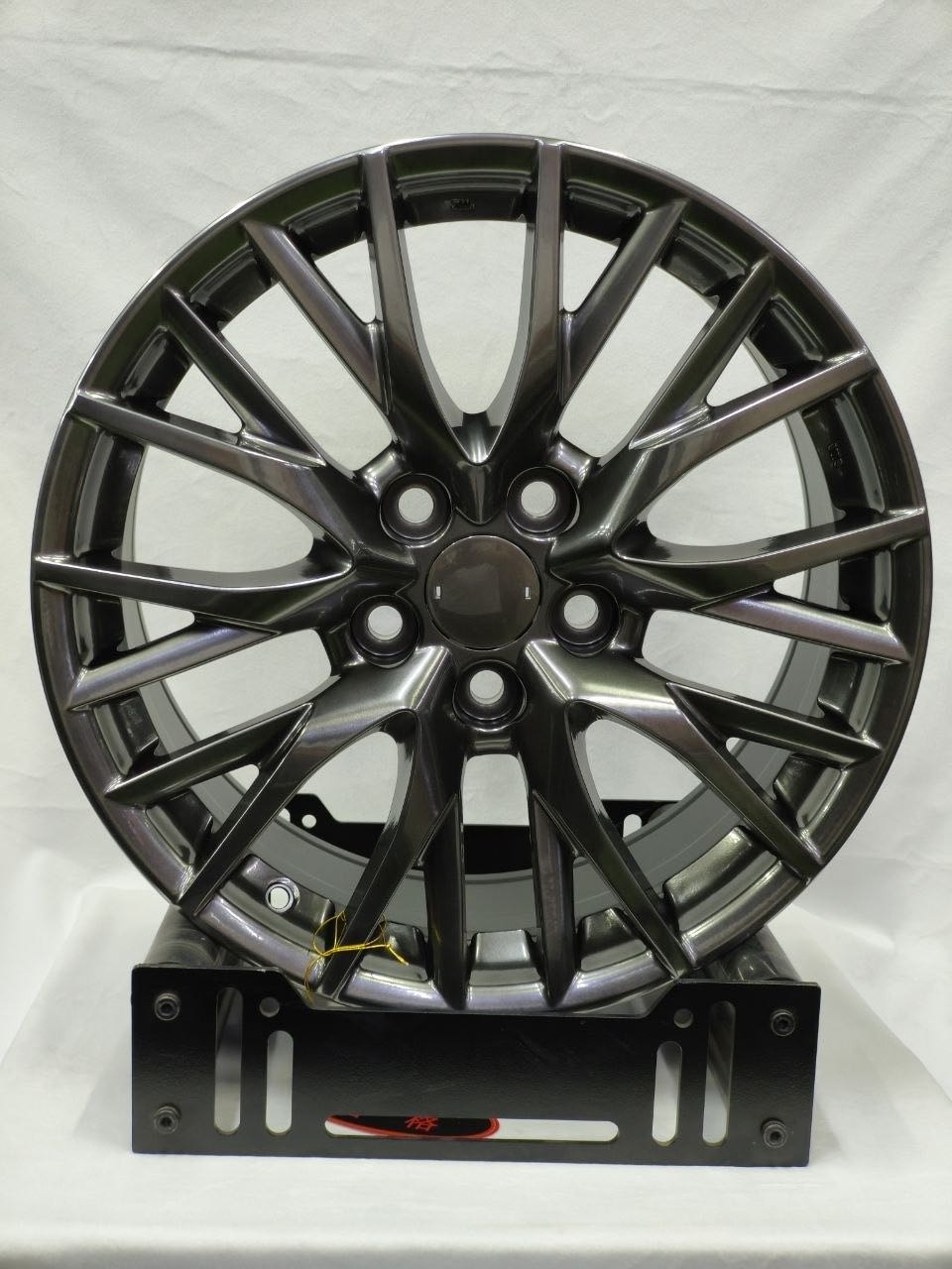 RNO 1260 7x17/5x114.3 D60.1 ET45 4 диска графит