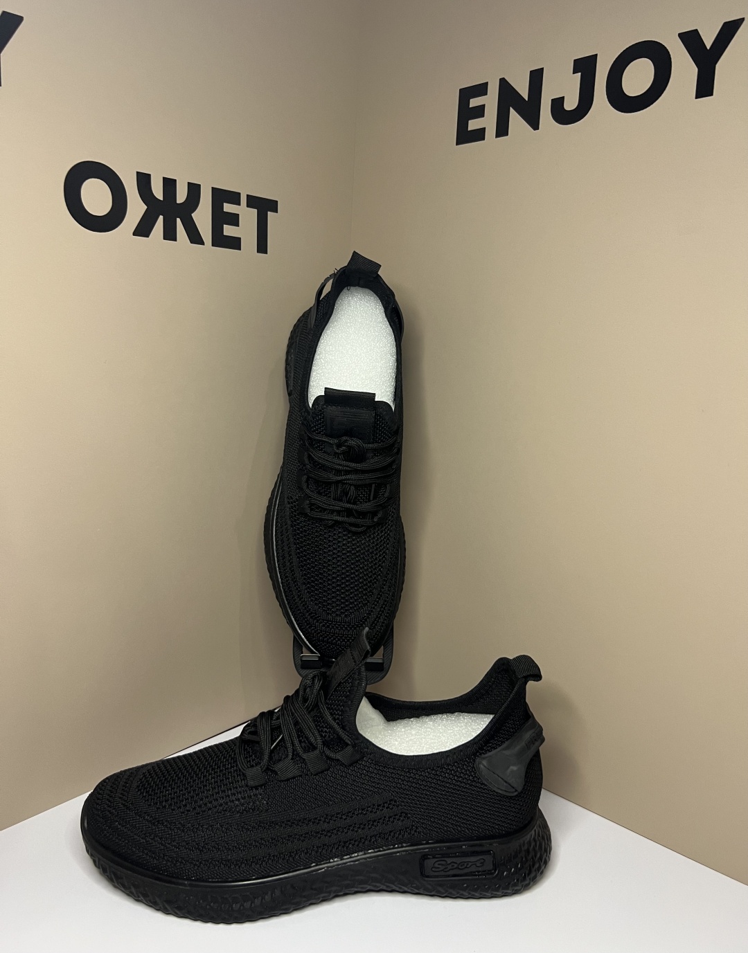 Лесби студенттер үзіліс кезінде