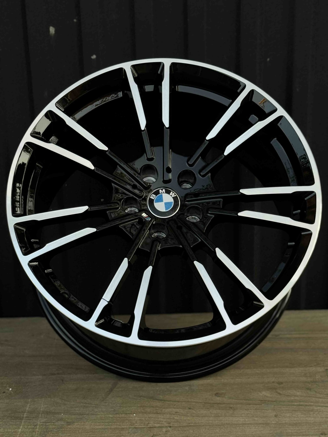 Top Grade bmw ковка tj03045 8.5/9.5x19/5x112 D66.56 ET30.38 4 диска черный, серебристый