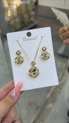 Viennois титан, пластик