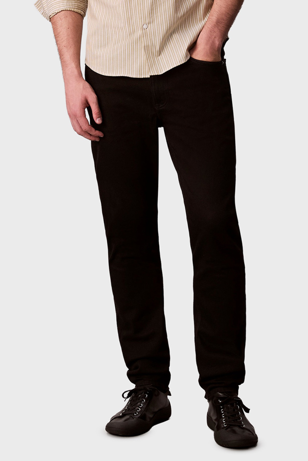 Джинсы зауженные Calvin Klein Jeans черный