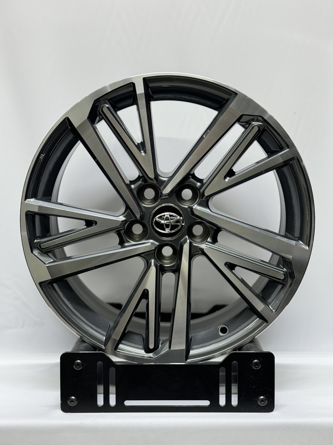 Top Grade Top Grade 8x18/5x114.3 D60.1 ET40 4 диска графит, серый
