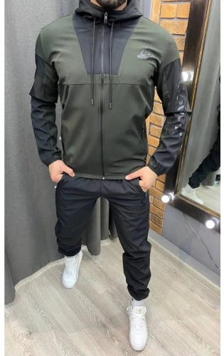 Повседневный костюм K&T fashion зеленый