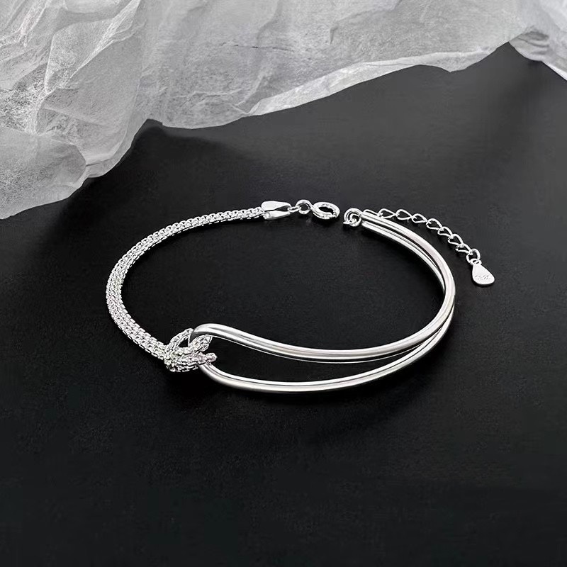 ACCESSORIZE 2800 длина 18 см, вес 2.8 г серебро, плетение венецианское