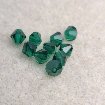 Бусины Preciosa Emerald-6mm 10 шт