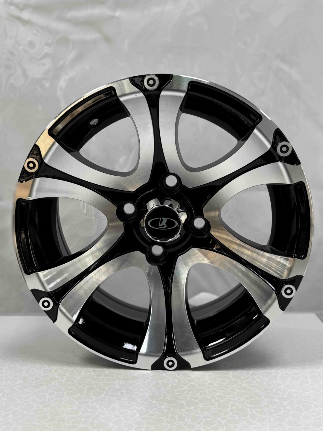 Top Grade 50064 6x13/4x98 D58.6 ET10 4 диска черный, серебристый
