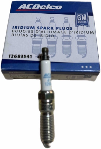 Свеча зажигания ACDelco 12683541 41-156