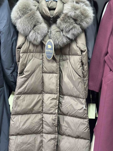Пуховик черный, коричневый