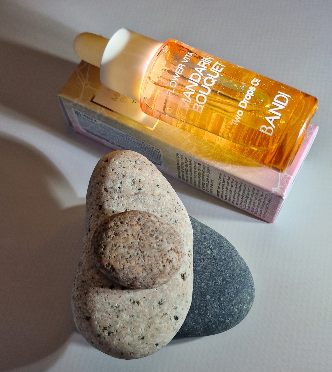 BANDI масло Двухфазное масло для кутикулы BANDI Flower Vita Two Drops Oil Mandarin Bouqet, Мандарин, 20 мл 20 мл