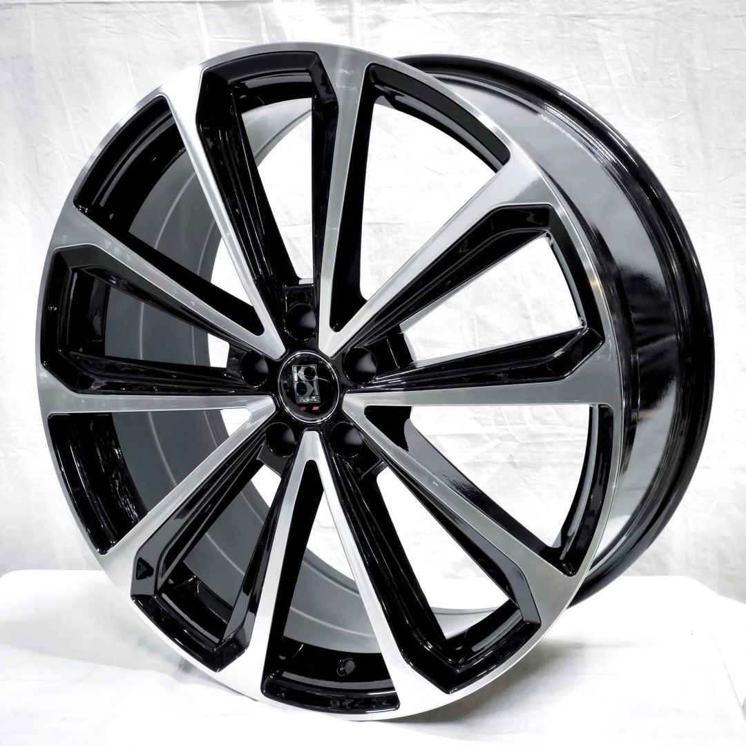 Wheels 003 8.5x20/5x108 D65.1 ET35 4 диска черный, серебристый