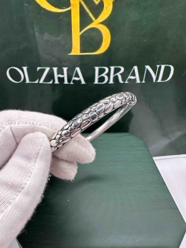 OLZHA BRAND Aru длина 20 см, вес 13.7 г серебро, плетение отсутствует