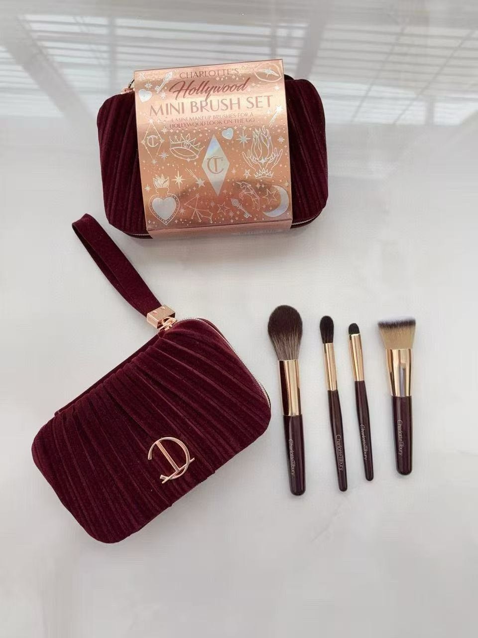 Charlotte Tilbury Limited Edition набор миниатюрных кистей 4в1 4