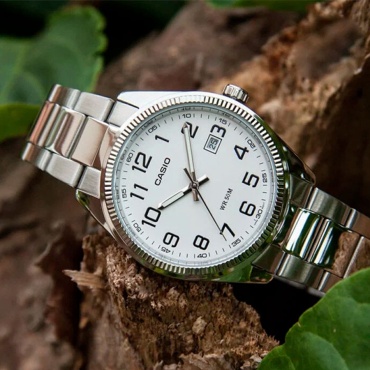 Кварцевые CASIO Original-1302D-7BWatches нержавеющая сталь