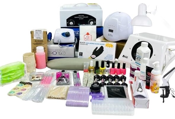NAIL PRO набор для покрытия гель-лаком 31 шт