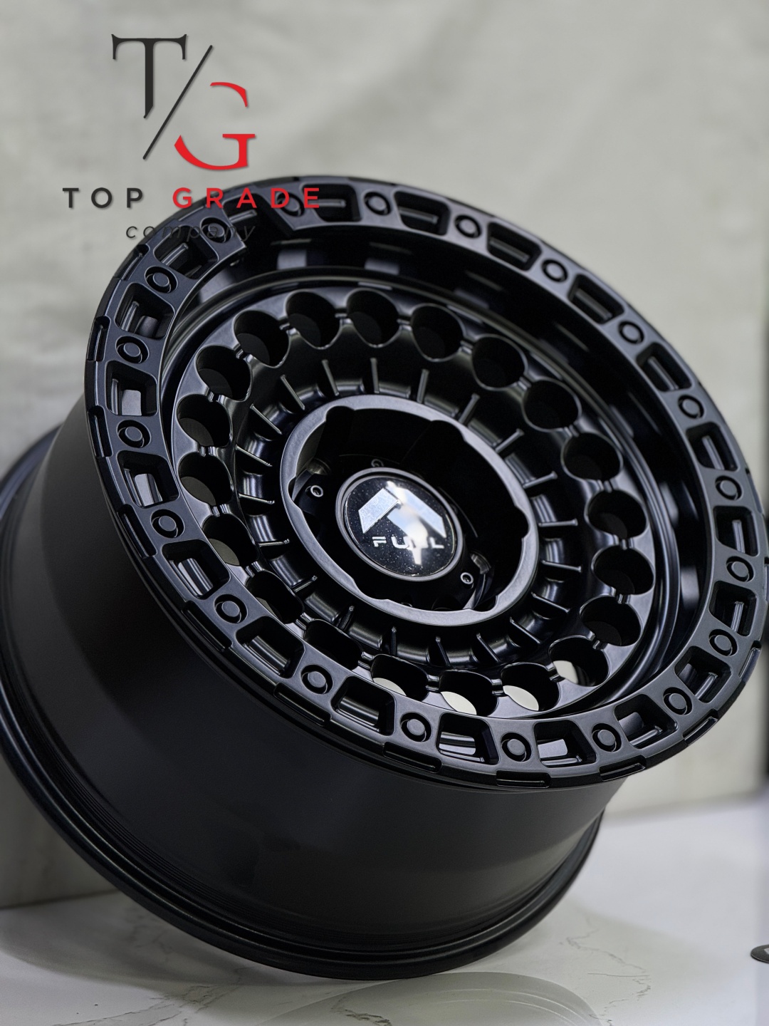 Top Grade Tg0002 9x17/6x139.7 D110 ET0 4 диска черный