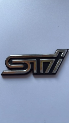 Шильдик 11596005_684999518 Subaru универсальная