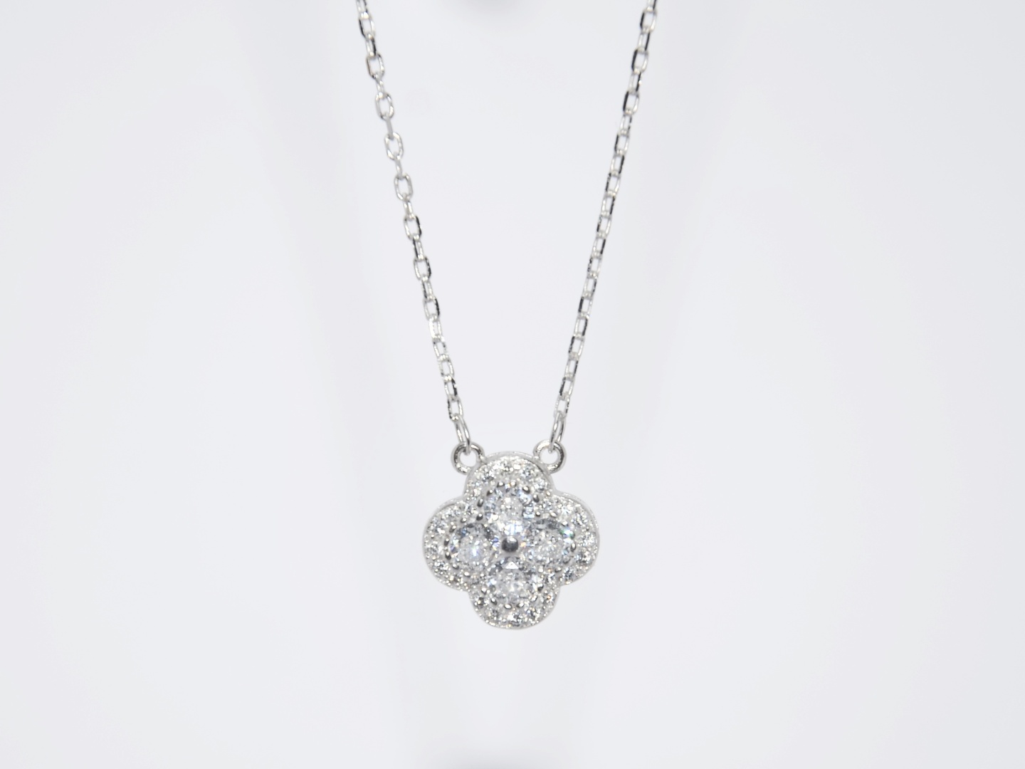 Колье ACCESSORIZE 510856317 длина 45 см вес 2.7 г серебро, цирконий