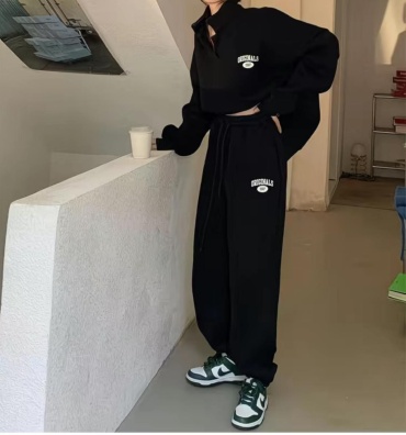 Повседневный костюм черный